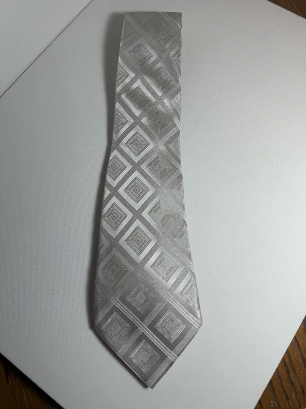 Geoffrey Beene Grey Repp 100% Silk Men's Tie Made in USA EUC